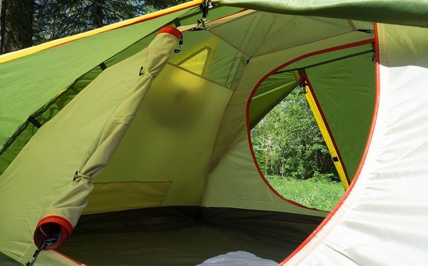 Палатка RockLand Peak 2-местная v2, зелёный цвет